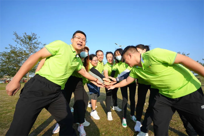 廣東博皓“技壓群雄誰知曉，賽場風(fēng)云見真曉”第五屆運(yùn)動(dòng)會    -3