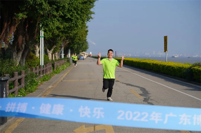 廣東博皓“技壓群雄誰知曉，賽場風(fēng)云見真曉”第五屆運(yùn)動(dòng)會    -4